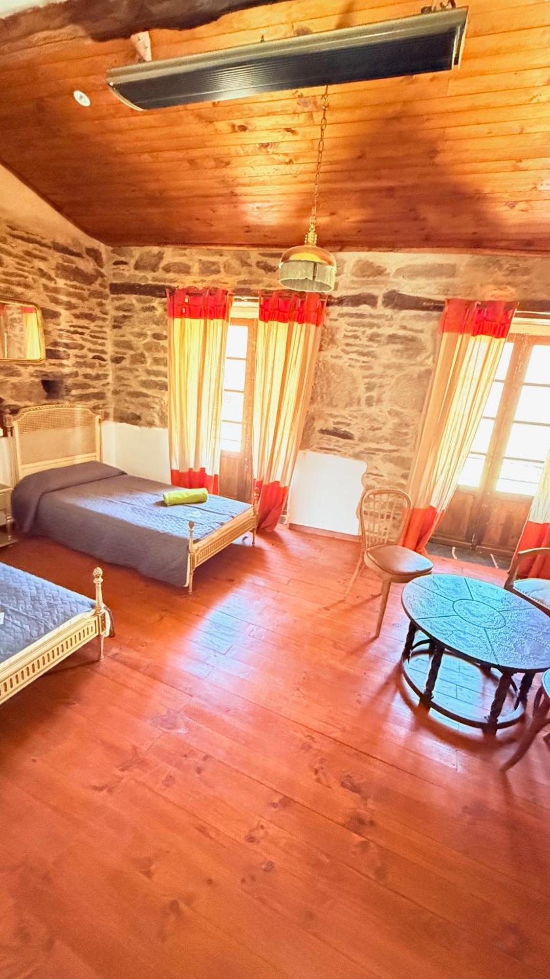 Pension Y Albergue Matias Locanda Sarria Exterior photo