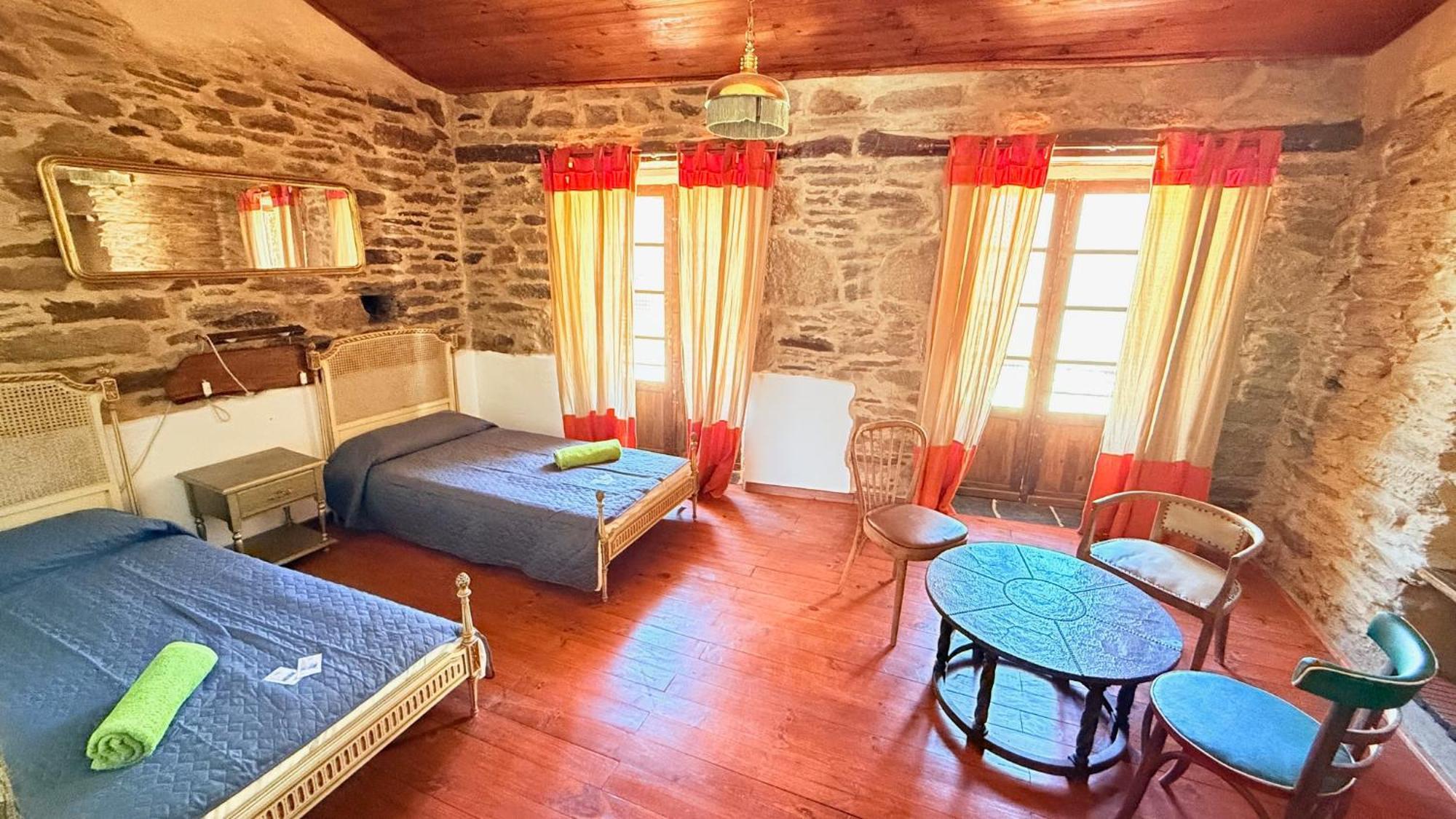 Pension Y Albergue Matias Locanda Sarria Exterior photo